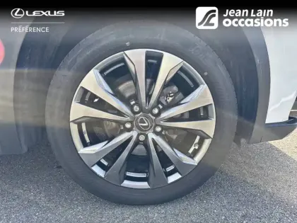 Photo 8 Lexus UX  250h 4WD
