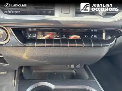 Photo 13 Lexus UX  250h 4WD