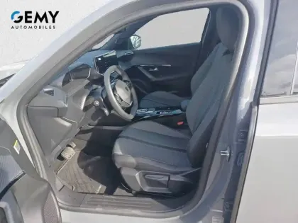 Photo 8 Peugeot 2008  Electrique 54 kWh 156 ch
