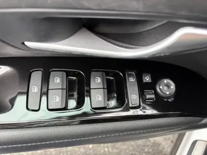Photo 18 Hyundai Tucson  1.6 T-GDI 230 Hybrid BVA6