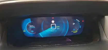 Photo 24 Peugeot 2008  Electrique 136 ch