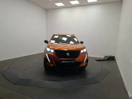 Photo 6 Peugeot 2008  PureTech 130 S&S EAT8