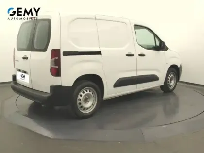 Photo 38 Peugeot Partner  FOURGON STANDARD 650 KG BLUEHDI 130 S&S EAT8
