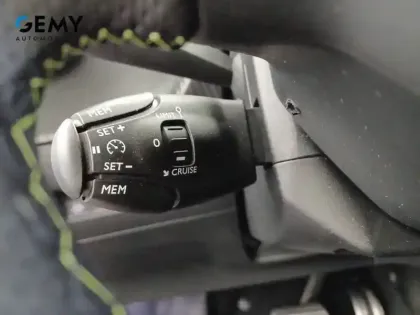 Photo 15 Peugeot 208  Electrique 50 kWh 136ch