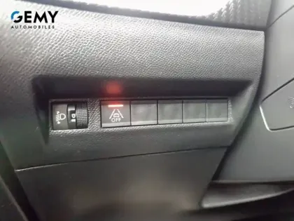 Photo 19 Peugeot 2008  Electrique 136 ch