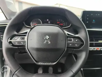 Photo 11 Peugeot 208  PureTech 100 S&S BVM6