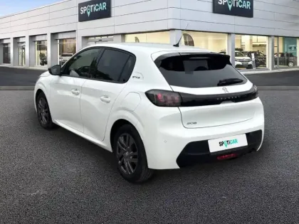 Photo 6 Peugeot 208  PureTech 100 S&S BVM6
