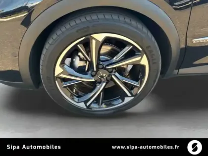 Photo 8 DS DS 7 DS7 Crossback Hybride E-Tense 225 EAT8