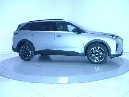 Photo 22 Peugeot 5008  Hybrid 145 ch e-DCS6