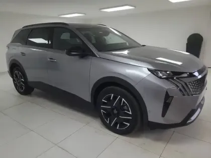 Photo 7 Peugeot 5008  Hybrid 145 ch e-DCS6