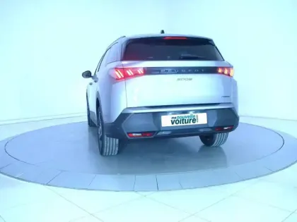 Photo 25 Peugeot 5008  Hybrid 145 ch e-DCS6