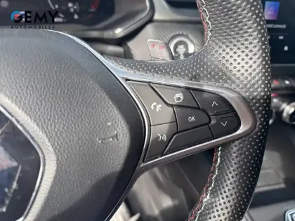 Photo 22 Renault Captur  mild hybrid 160 EDC