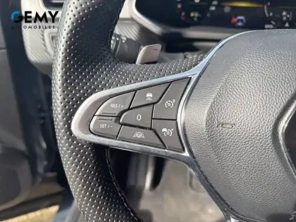 Photo 21 Renault Captur  mild hybrid 160 EDC