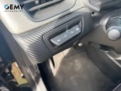 Photo 20 Renault Captur  mild hybrid 160 EDC