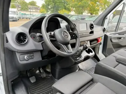 Photo 7 Mercedes Sprinter 317 CDI FG 43 L3H2 14M3 170CH 
