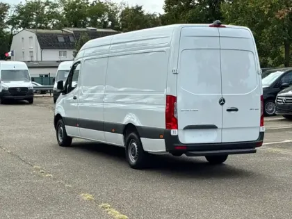 Photo 5 Mercedes Sprinter 317 CDI FG 43 L3H2 14M3 170CH 