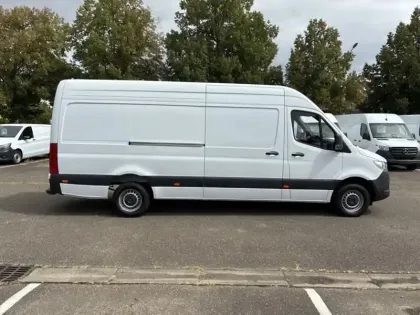 Photo 7 Mercedes Sprinter 317 CDI FG 43 L3H2 14M3 170CH 