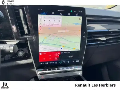 Photo 14 Renault Austral  1.2 E-Tech full hybrid 200ch esprit Alpine - 26