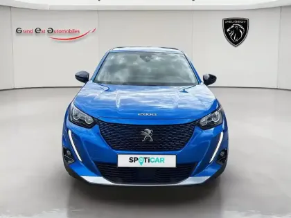 Photo 9 Peugeot 2008  e- 136ch Roadtrip