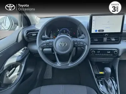 Photo 14 Toyota Yaris  Hybride 116ch Design MY26