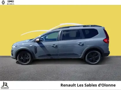 Photo 9 Dacia Jogger  1.6 hybrid 140ch Extreme 5 places -24