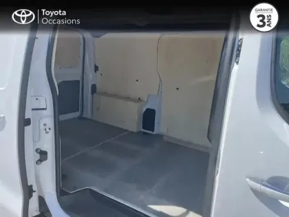 Photo 6 Toyota Proace  Medium 2.0 D-4D 140 Business MC22