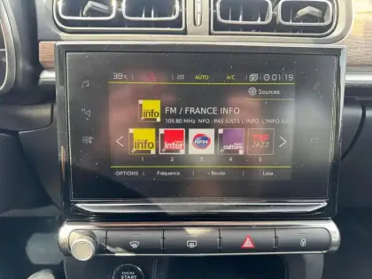 Photo 14 Citroën C3  1.2 PureTech 110ch S&S Shine Pack  EAT6