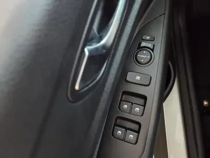 Photo 13 Kia Stonic  1.0 T-GDi 100ch Active DCT7