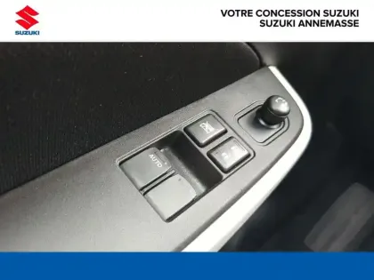 Photo 12 Suzuki Swift  1.2 Dualjet Hybrid 83ch Privilège AllGrip