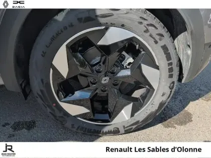 Photo 7 Renault Captur  1.6 E-Tech full hybrid 145ch Techno