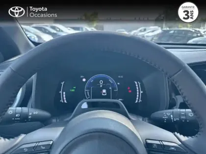Photo 13 Toyota Aygo X  116h Graphic