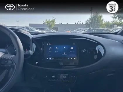 Photo 14 Toyota Aygo X  116h Graphic