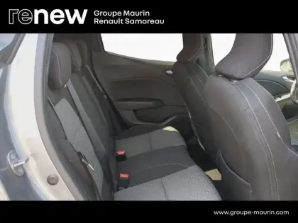 Photo 14 Renault Clio  1.5 Blue dCi 100ch Evolution