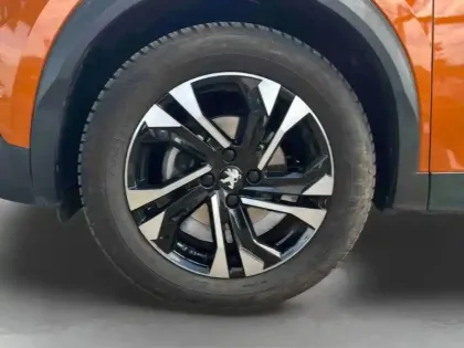 Photo 10 Peugeot 2008  1.2 PureTech 130ch S&S Allure Pack EAT8