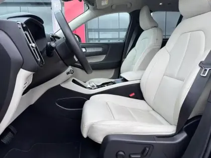 Photo 5 Volvo XC40  B3 163ch Ultimate DCT 7