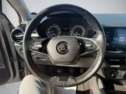 Photo 6 Skoda Fabia  1.0 MPI 80ch Ambition