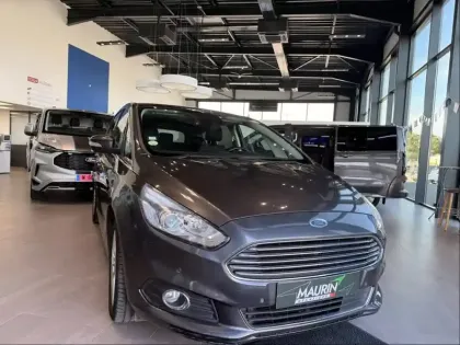 Photo 8 Ford S-max  2.0 EcoBlue 150ch Titanium Euro6.2