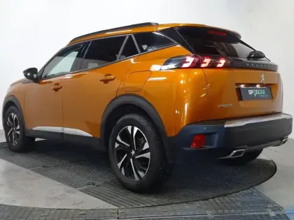 Photo 6 Peugeot 2008  1.2 PureTech 130ch S&S Roadtrip EAT8