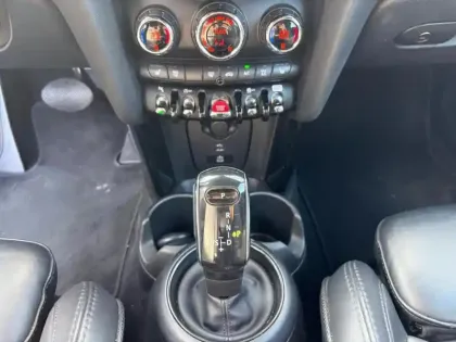 Photo 10 Mini Mini Cabrio Cooper S 178ch Edition Premium Plus BVA7