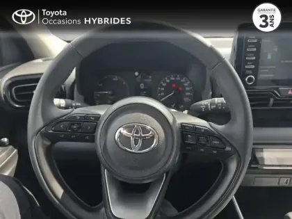Photo 12 Toyota Yaris  116h Dynamic 5p MY22