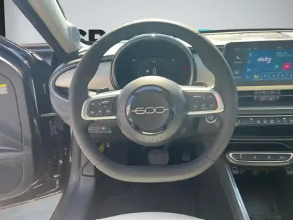 Photo 10 Fiat 600  1.2 Hybrid Turbo 110ch La Prima eDCT6