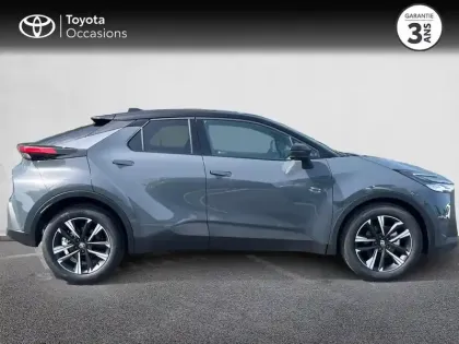 Photo 5 Toyota C-HR  1.8 Hybride 140ch Graphic MY26 Véhicule neuf