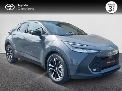 Photo 6 Toyota C-HR  1.8 Hybride 140ch Graphic MY26 Véhicule neuf
