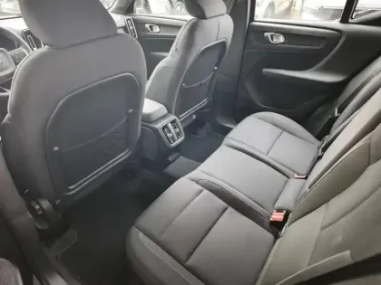 Photo 6 Volvo XC40  Recharge 231ch Start EDT