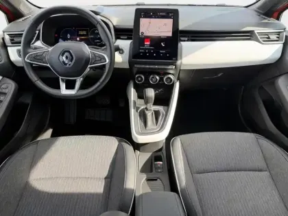 Photo 12 Renault Clio  1.6 E-Tech hybride 145ch Techno