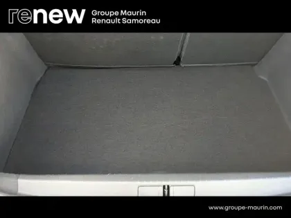 Photo 8 Peugeot 208  1.2 Hybrid 100ch GT e-DCS6
