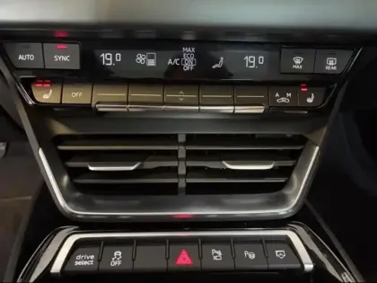 Photo 10 Audi E-tron  GT 476ch Avus quattro