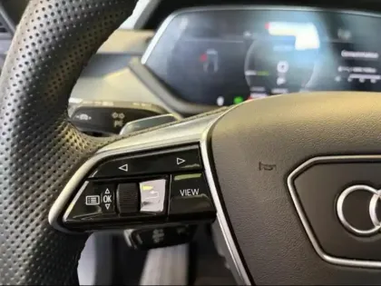 Photo 14 Audi E-tron  GT 476ch Avus quattro