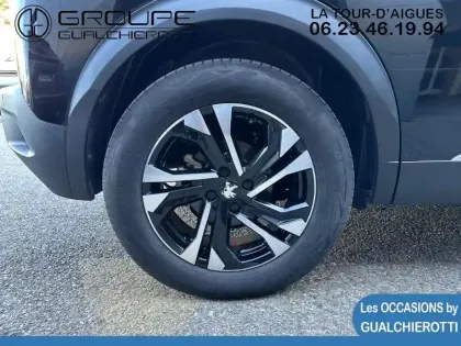 Photo 12 Peugeot 2008  e- 136ch Allure