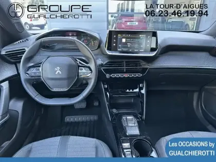 Photo 7 Peugeot 2008  e- 136ch Allure